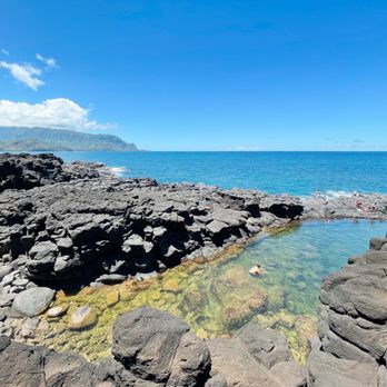 Queen's Bath - Landmarks & Historical Buildings Near Me - Princeville, Hawaii