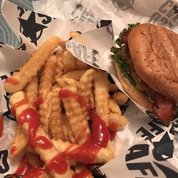 US Cafe - Burgers Near Me - Smyrna, Georgia