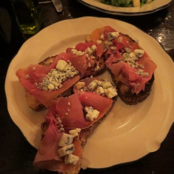Piccoli Trattoria - Bruschetta di Parma (fig jam, prosciuttoo and gorgonzola) - Italian Near Me - Brooklyn, New York Piccoli Trattoria - Bruschetta di Parma (fig jam, prosciuttoo and gorgonzola) - Italian Near Me - Brooklyn, New York