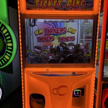 The Valley Alley - Claw game - Arcades Near Me - Lahaina, Hawaii The Valley Alley - Claw game - Arcades Near Me - Lahaina, Hawaii