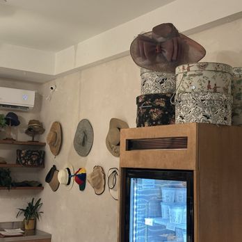 An's Hatmakers - Hats - Gelato Near Me - Del Mar, California
