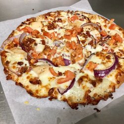 Johnny's Pizza - Chicken bacon ranch pizza