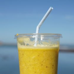 Lili Pom'pom' - gobelets et pailles en amidon de maïs, biodégradables. No plastic!