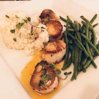 Dune 18 - Scallops entree - Seafood Near Me - Ship Bottom, New Jersey