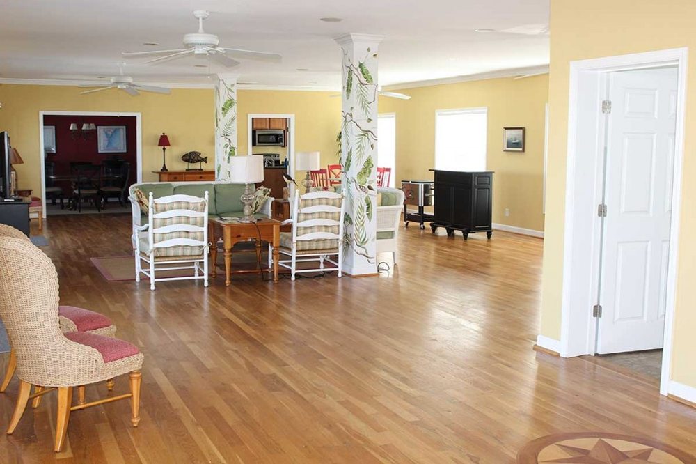 RADIO ISLAND MARINA Updated October 2024 16 Photos 156 Radio