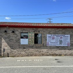 El Aguacate Express - Building with walk-up window