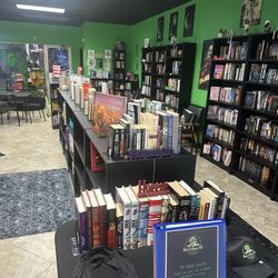Skull & Books VR - Books area