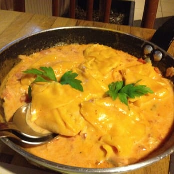 Le Millennium - Salmon tortellini. C'est bon! - Italian Near Me - Saint-Josse-ten-Noode, BRU Le Millennium - Salmon tortellini. C'est bon! - Italian Near Me - Saint-Josse-ten-Noode, BRU