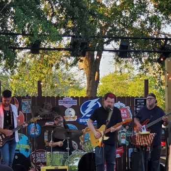Red Star Live - Damon Fowler and Friends (Kid Royal) April Thursdays, and $2 beers! - Sports Bars Near Me - Tampa, Florida Red Star Live - Damon Fowler and Friends (Kid Royal) April Thursdays, and $2 beers! - Sports Bars Near Me - Tampa, Florida