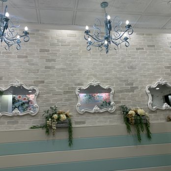 Ever After Tearoom & Eatery - Decor - Shaved Ice Near Me - Irvine, California Ever After Tearoom & Eatery - Decor - Shaved Ice Near Me - Irvine, California