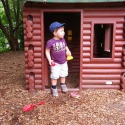 Montessori Pointe Claire Ecoles Maternelles Et Pre Scolaires 116 Avenue Sunderland Pointe Claire Qc Numero De Telephone Yelp