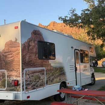 Moab Rim Rv Campark - Rental rv morning picture. - RV Rental Near Me - Moab, Utah Moab Rim Rv Campark - Rental rv morning picture. - RV Rental Near Me - Moab, Utah