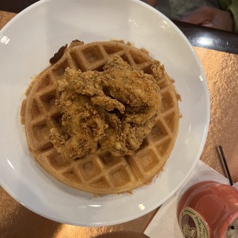 Another Broken Egg Cafe - Chicken and waffles - Breakfast & Brunch Near Me - Pensacola, Florida