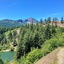 Gillette Lake Hike - Gillette Lake comes into view along the trail.