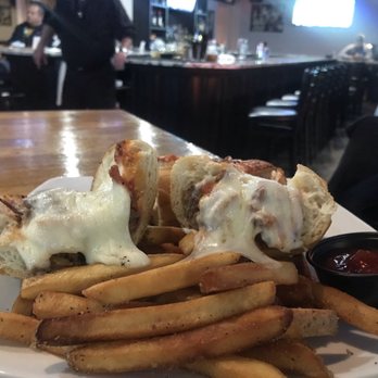 Santino's Tap & Table - Philadelphia Cheesesteak Adventure - Pizza Near Me - Folsom, Pennsylvania Santino's Tap & Table - Philadelphia Cheesesteak Adventure - Pizza Near Me - Folsom, Pennsylvania