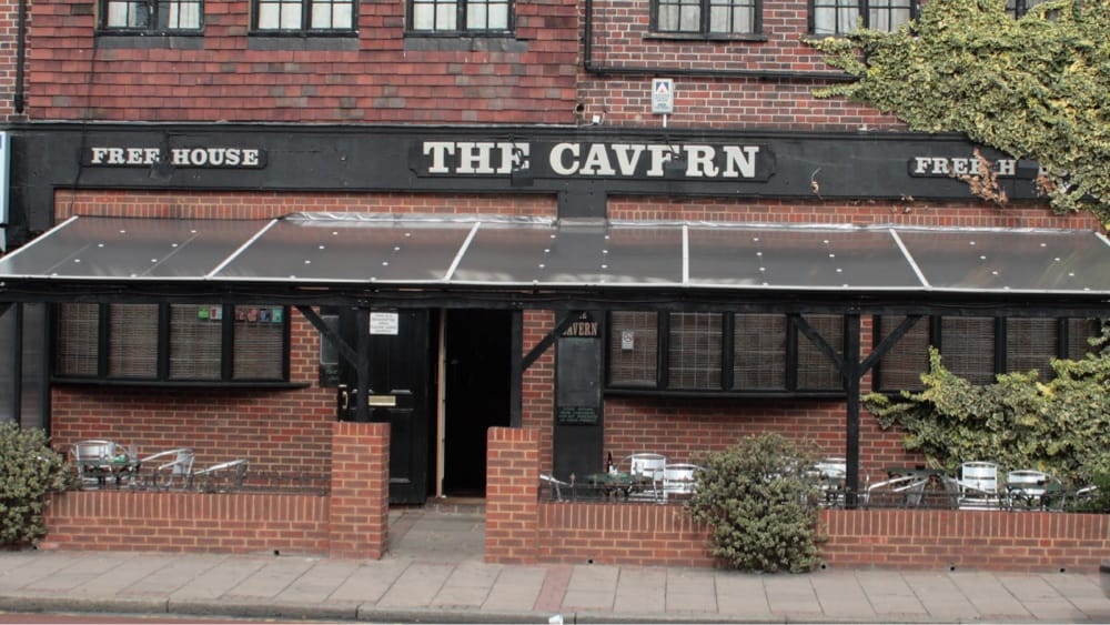 THE CAVERN Updated September 2024 100102 Coombe Lane, London