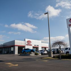West Herr Toyota of Canandaigua