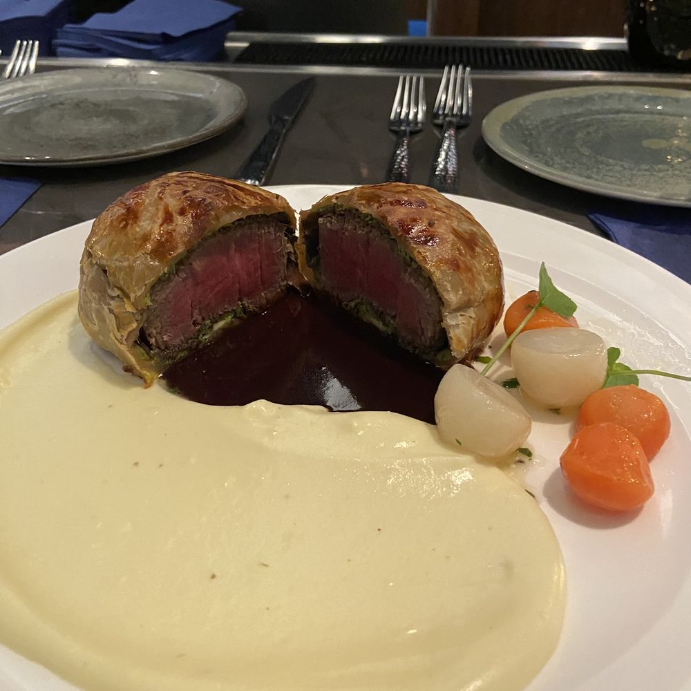Ramsay's Kitchen - classic beef wellington - New American Near Me - Las Vegas, Nevada Ramsay's Kitchen - classic beef wellington - New American Near Me - Las Vegas, Nevada