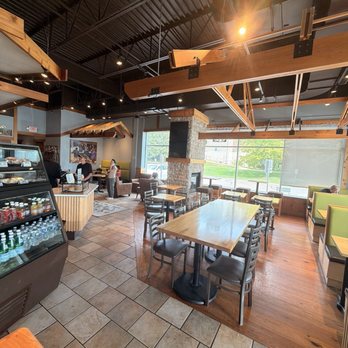 Blackwater Coffee & Cafe - Inside! - Coffee & Tea Near Me - Minnetonka, Minnesota