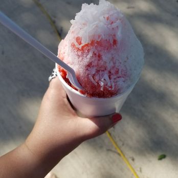 Chillax SnoCones - BAHAMA MAMA - Food Trucks Near Me - Buda, Texas