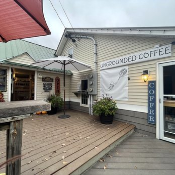 Ungrounded Coffee Roasters - Outside - Coffee & Tea Near Me - South Londonderry, Vermont Ungrounded Coffee Roasters - Outside - Coffee & Tea Near Me - South Londonderry, Vermont
