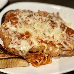 Five Nine Grill & Tavern - Chicken Parmesan
