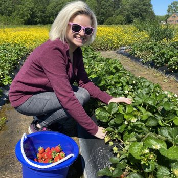 Henley Farms - Farmers Market Near Me - Virginia Beach, Virginia