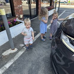 Royal Cleaners & Tailors