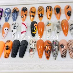 U One Nail Spa - Design for Halloween