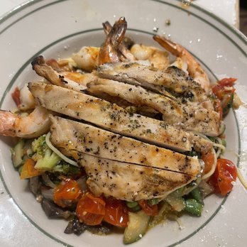 Mandola's Italian Kitchen - Spaghettini Ortolano with grilled chicken and shrimp - Italian Near Me - Riverview, Florida Mandola's Italian Kitchen - Spaghettini Ortolano with grilled chicken and shrimp - Italian Near Me - Riverview, Florida