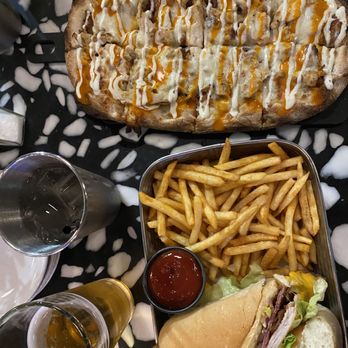 Fore Score A Golf Tavern - Sports Bars Near Me - Jacksonville, Florida Fore Score A Golf Tavern - Sports Bars Near Me - Jacksonville, Florida