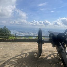 The Canon overlooking Chattanooga and Tennessee River
