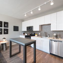 Epoch Chicago - Gold Coast property
