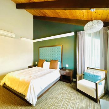 Munras Inn - Hotels Near Me - Monterey, California Munras Inn - Hotels Near Me - Monterey, California