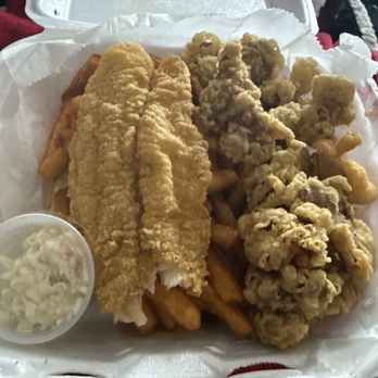 Sharks Fish and Chicken - Fish fillet & chicken gizzards - Burgers Near Me - Westmont, Illinois