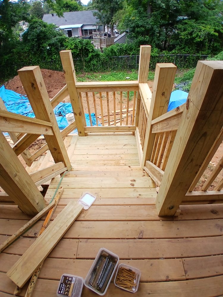 Slide of Green Light Construction