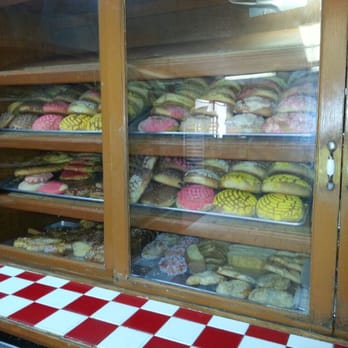 Los Gallos Bakery & Restaurant - Variedad de pan! - Mexican Near Me - San Angelo, Texas Los Gallos Bakery & Restaurant - Variedad de pan! - Mexican Near Me - San Angelo, Texas