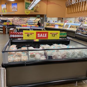 Kroger - a display case with a sale sign - Grocery Near Me - Louisville, Kentucky