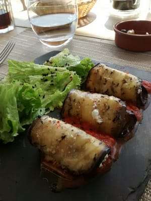 Le Poisson Rouge by null