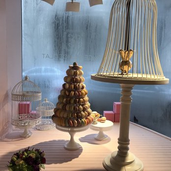 Delice Et Chocolat - Cutest window display (on a rainy day) - Chocolatiers & Shops Near Me - Ardmore, Pennsylvania Delice Et Chocolat - Cutest window display (on a rainy day) - Chocolatiers & Shops Near Me - Ardmore, Pennsylvania