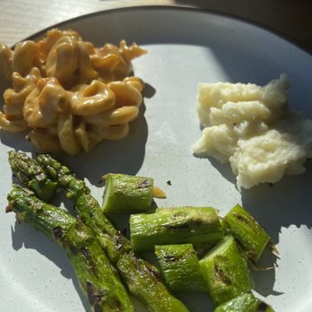 Yardbird Table & Bar - Mac & Cheese Grilled Asparagus Mashed Potatoes - Southern Near Me - Miami Beach, Florida Yardbird Table & Bar - Mac & Cheese Grilled Asparagus Mashed Potatoes - Southern Near Me - Miami Beach, Florida