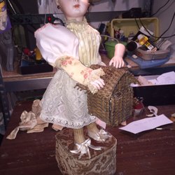 La Clinique des Poupées - Automate en cours de restauration