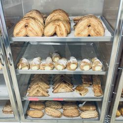 Panaderia Negrete - Baked goods