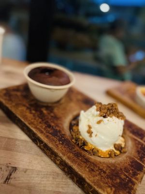 Hot Cakes Capitol Hill by null