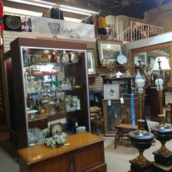 Timeline Antiques & Collectibles