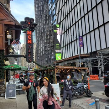 Bibble & Sip - Outside - Coffee & Tea Near Me - New York, New York
