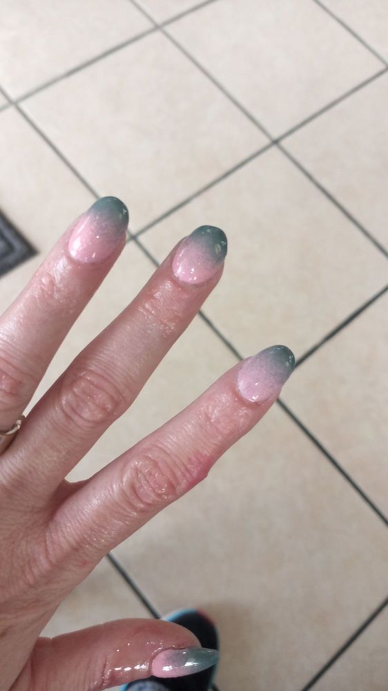 MODERN NAILS Updated August 2024 33 Photos 811 W Moore Ave