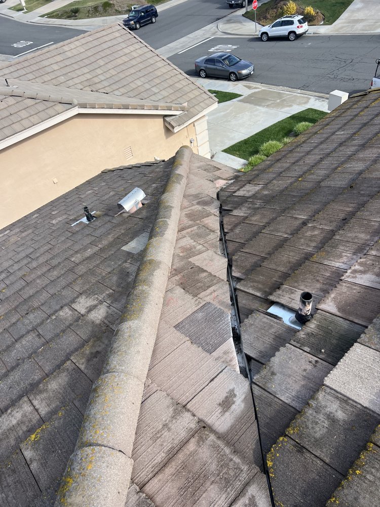 Slide of Heritage Roofing Solutions