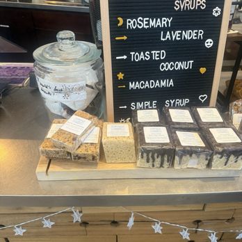 Dollop Coffee - Cafes Near Me - Chicago, Illinois
