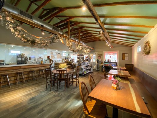 Bloom Roadside by null